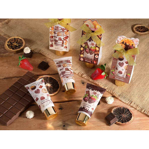 Set 3 creme maini cadou Craciun cm 5 x 4 x 15 H, 30 ml