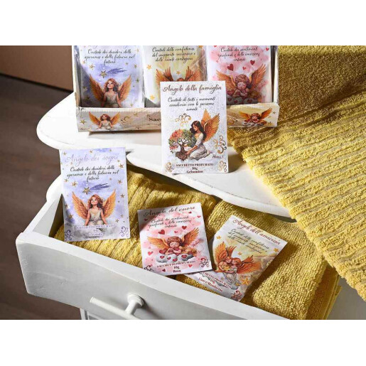 Set 4 saculeti parfumati aroma Lavanda, Lime si Mandarina, Trandafiri, Iasomie cm 7 x 10 H