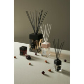 Parfum camera aroma must struguri rosii 7x7x9,48h, 200 ml