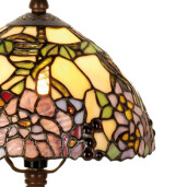 Veioza cu baza din polirasina maro si abajur din sticla Tiffany 22x32 cm