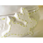 Ou Paste ceramica model Iepuras alb verde 16 x 12 cm x 14 h