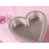 Set 2 tavi decorative lemn auriu Inimioare 21 x 20,5 x 3 H, 11,5 x 11,5 x 3 H