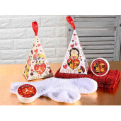 Set cadouri Craciun 2 creme picioare sosete 11x8x17.5 cm