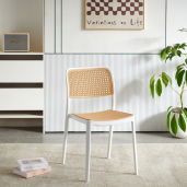Scaun stivuibil alb bej Ravid 47x55x81.5 cm 